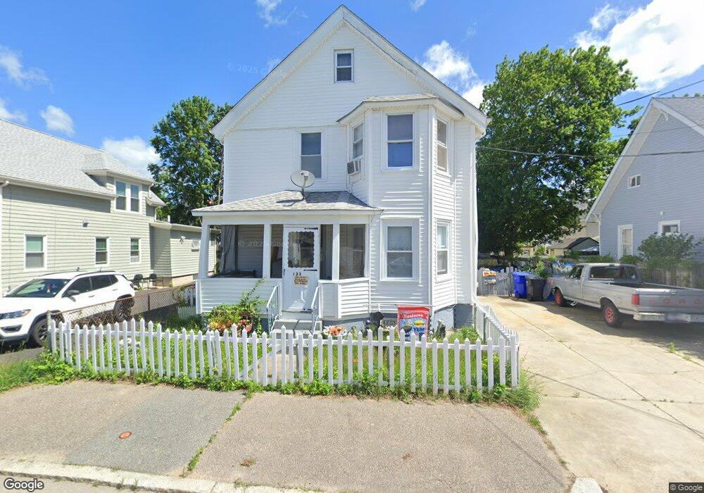 123 Owen Ave, Pawtucket, RI 02860 - photo 1