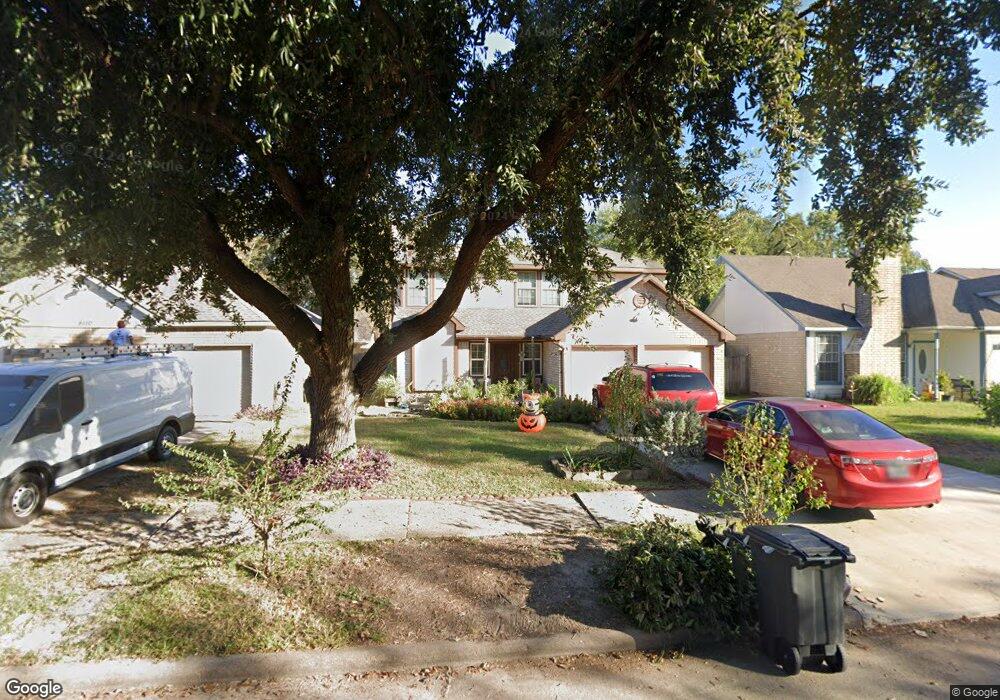 8106 Log Hollow Dr, Houston, TX 77040 - photo 1