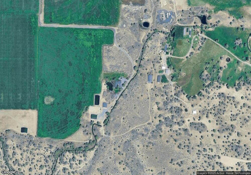 24825 Dodds Rd, Bend, OR 97701 - photo 1