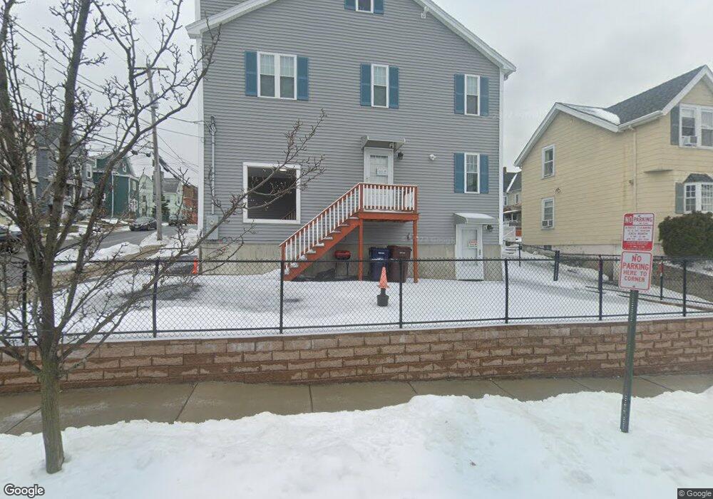 39 Oakland Ave, Everett, MA 02149 - photo 1