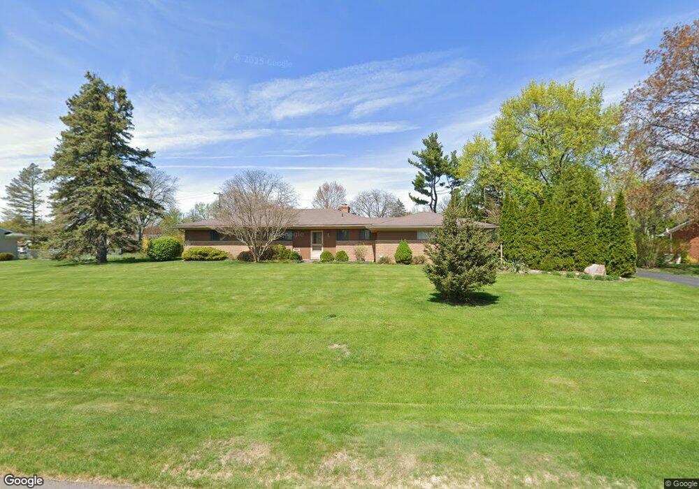 1261 Ashover Dr, Bloomfield Hills, MI 48304 - photo 1