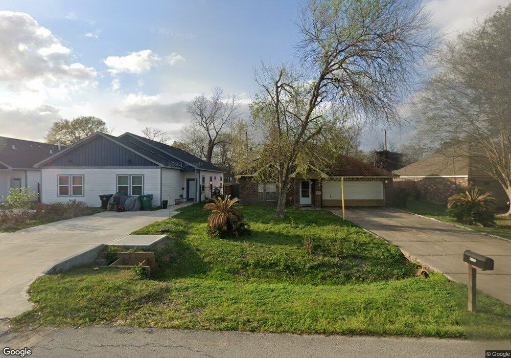 1008 Junell St, Houston, TX 77088 - photo 1