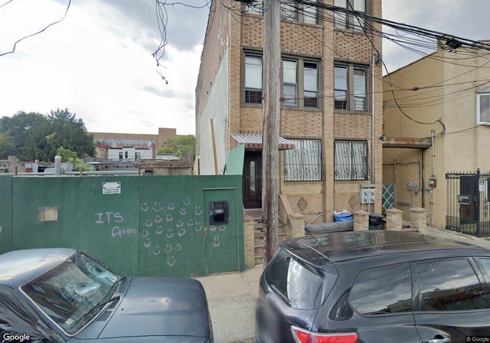 276 Essex St, Brooklyn, NY 11208 - photo 1