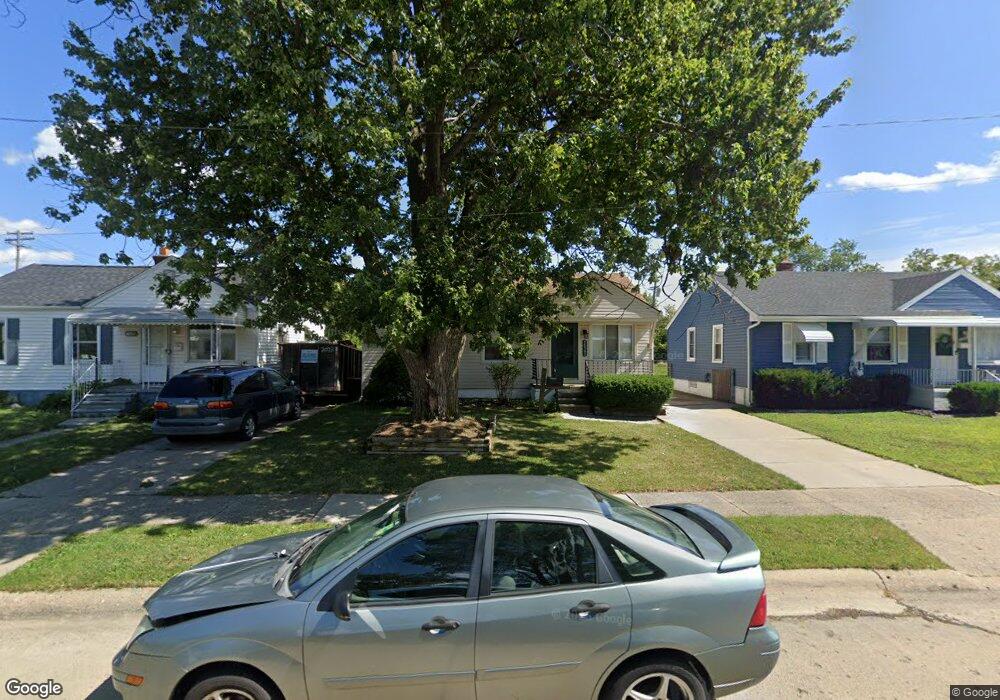 26390 Blumfield St, Roseville, MI 48066 - photo 1