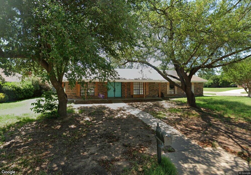 1519 Cobblestone Ln, Cleburne, TX 76033 - photo 1