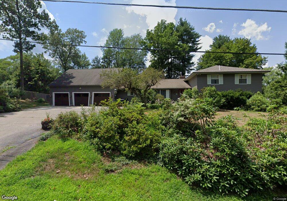 18 Raymond St, Nashua, NH 03064 - photo 1