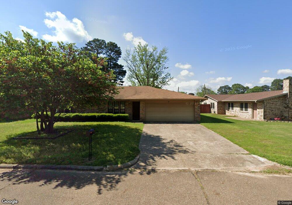 302 Northcrest Dr, Wake Village, TX 75501 - photo 1