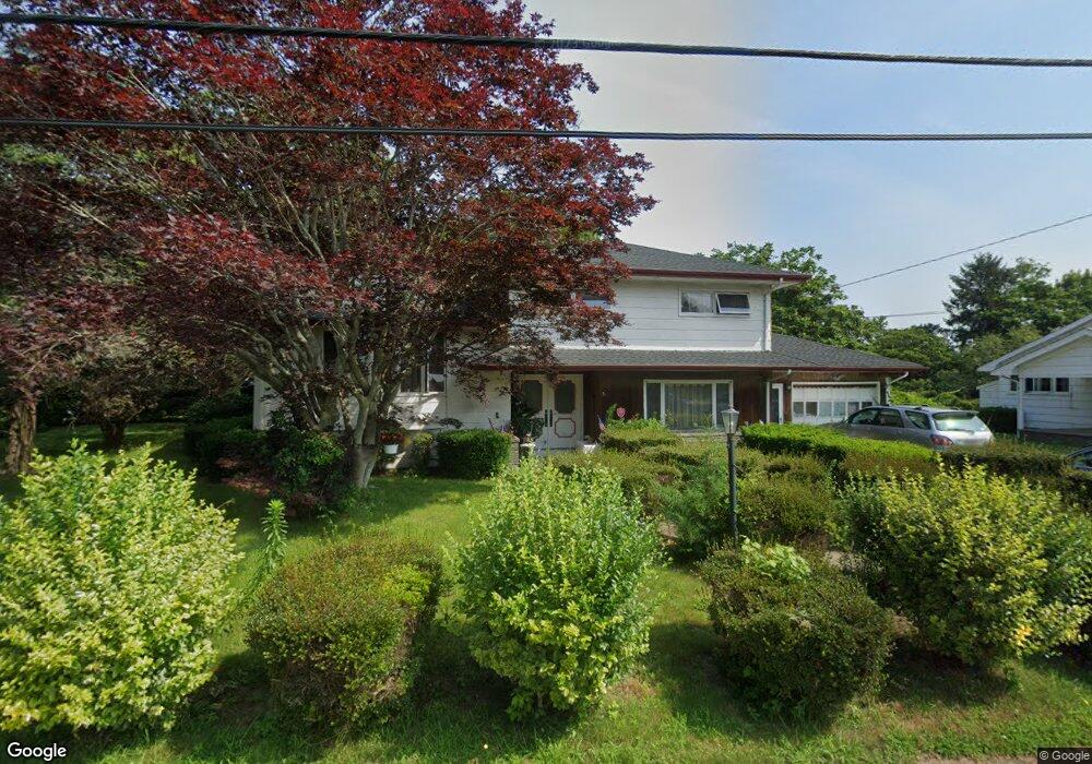 51 Maplecrest Dr, North Dartmouth, MA 02747 - photo 1