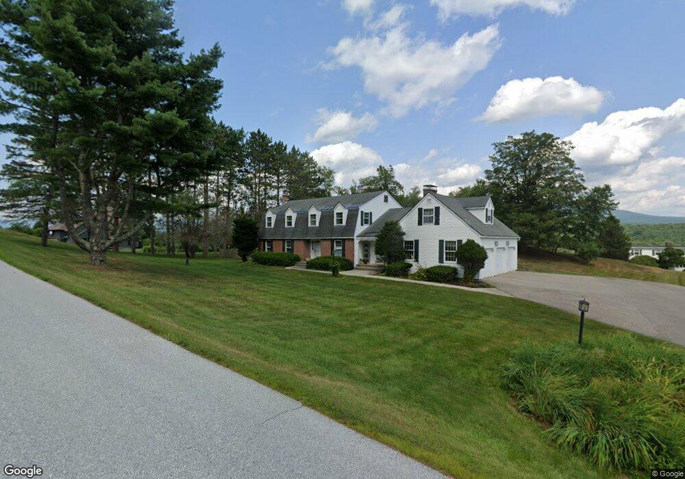 235 Viewmont Dr, Rutland, VT 05701 - photo 1