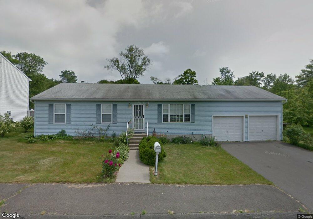 68 Laurie Place, Waterbury, CT 06704 - photo 1