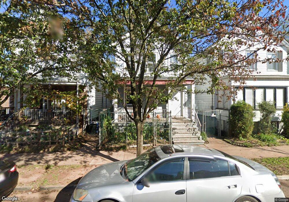 237 Baldwin St, New Brunswick, NJ 08901 - photo 1