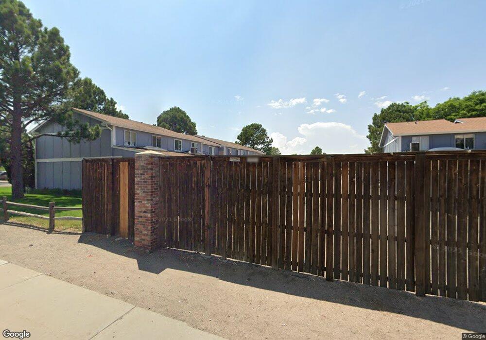 138 Paris Cir, Aurora, CO 80011 - photo 1