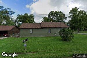 220 E 4th St, Clinton, IN 47842