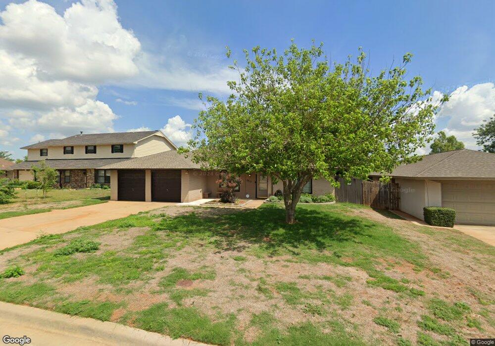 5813 Cheyenne Ct, Warr Acres, OK 73132 - photo 1