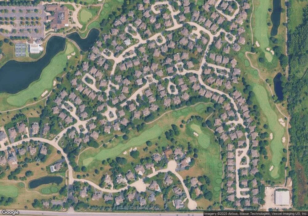 8 Cypress Ct, Lake In the Hills, IL 60156 - photo 1