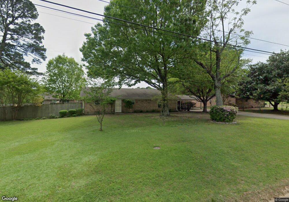 1015 Fair Oaks Dr, Texarkana, TX 75503 - photo 1