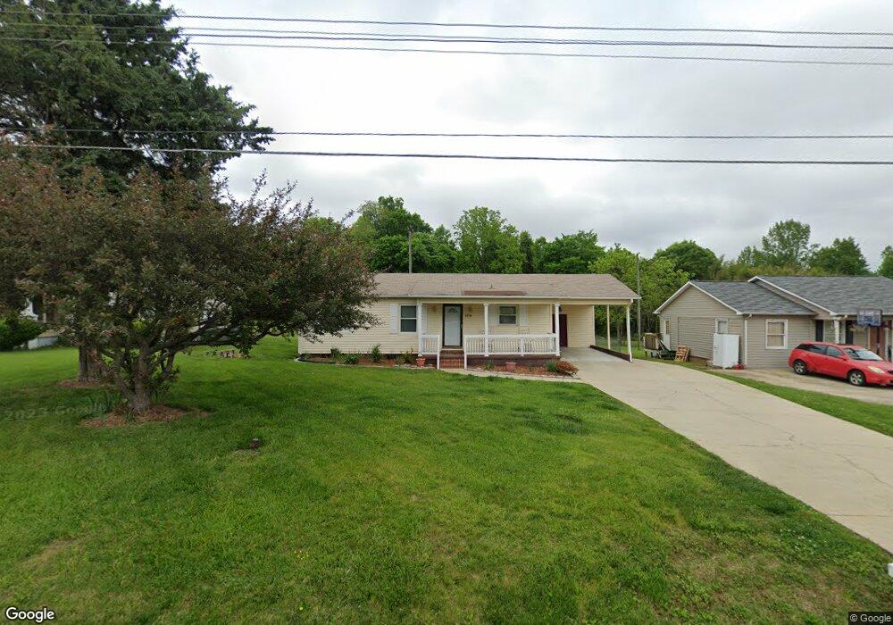 2719 Triangle Lake Rd, High Point, NC 27260 - photo 1