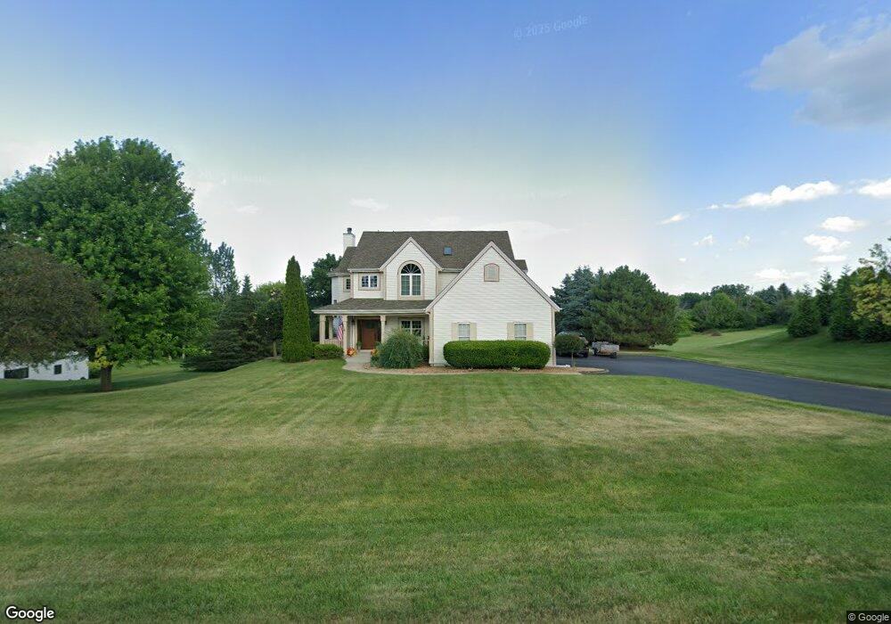 W267N5408 Carlene Dr, Pewaukee, WI 53072 - photo 1