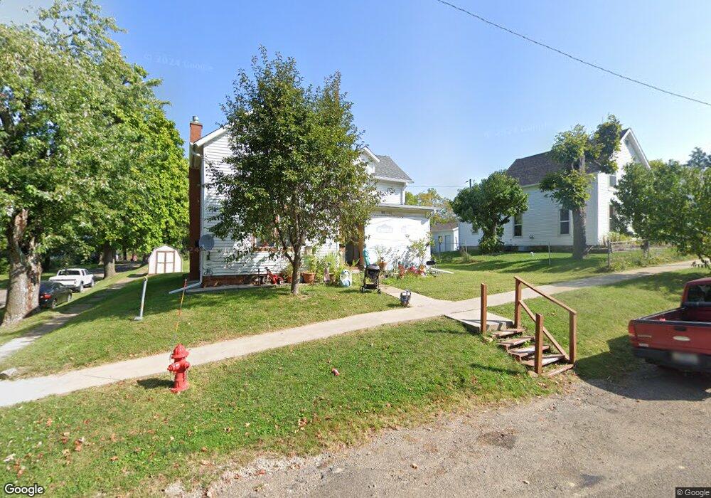 324 Cherry St, Columbus Junction, IA 52738 - photo 1