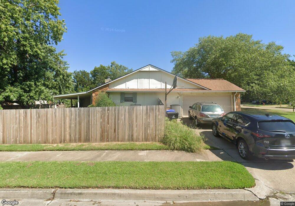 2414 S Gardenia Ave, Broken Arrow, OK 74012 - photo 1