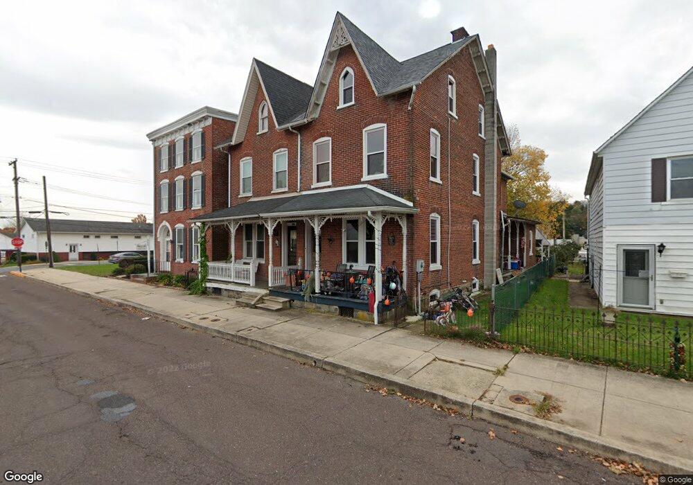 38 E 3rd St, Boyertown, PA 19512 - photo 1