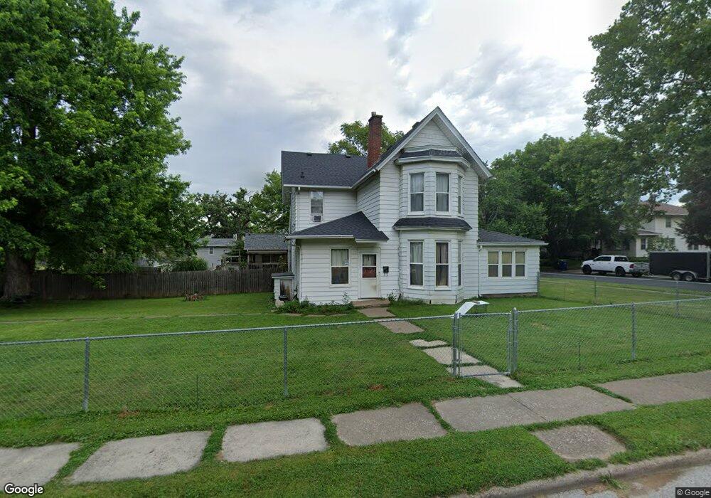 2006 Farnam St, Davenport, IA 52803 - photo 1