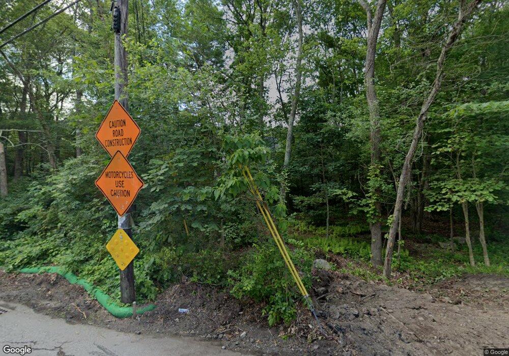 499 Stearns Ave, Mansfield, MA 02048 - photo 1