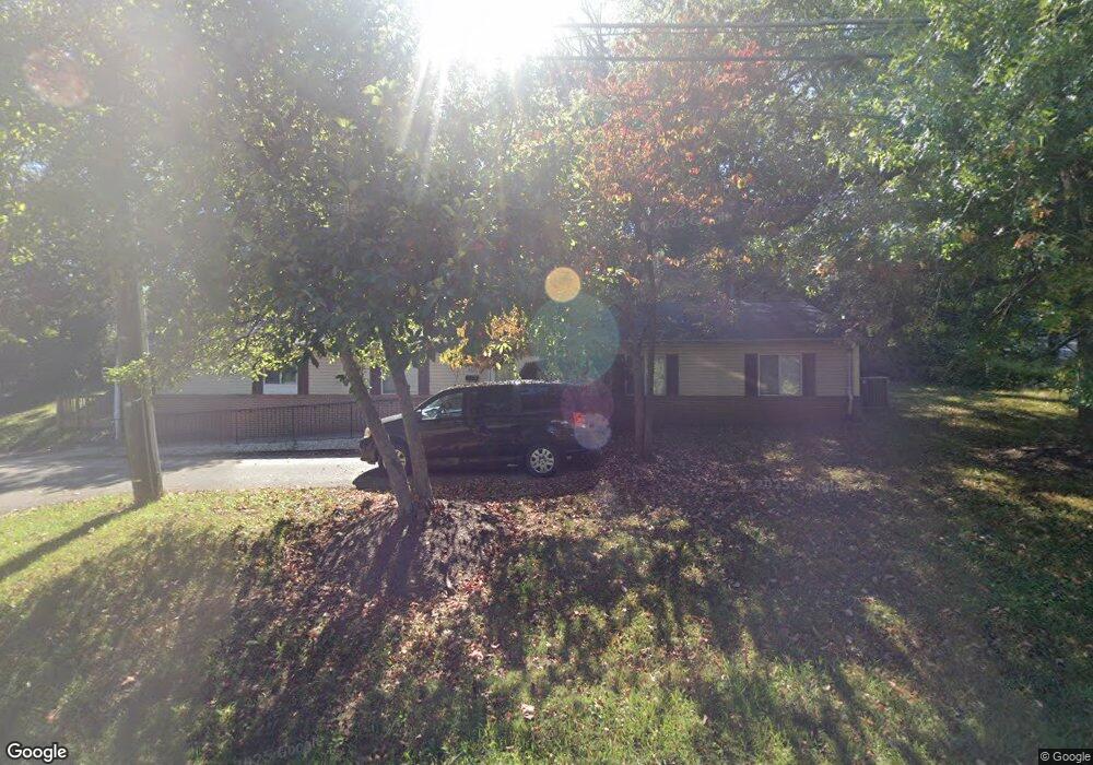 7411 Shreve Rd, Falls Church, VA 22043 - photo 1