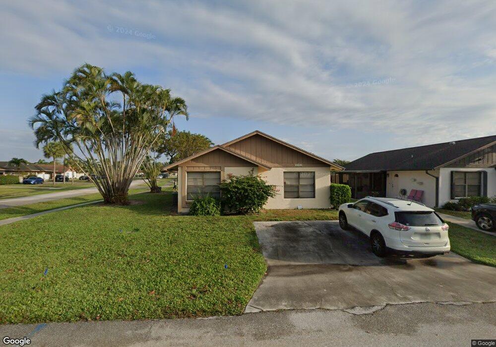 5359 Mendoza St unit 21A, West Palm Beach, FL 33415 - photo 1