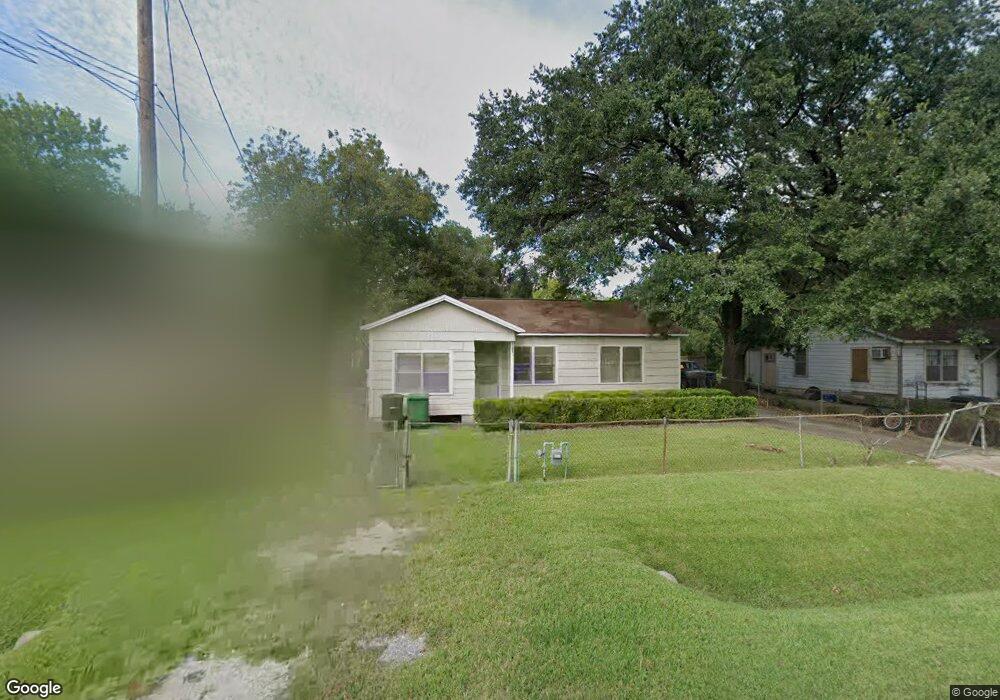7225 Weyburn St, Houston, TX 77028 - photo 1