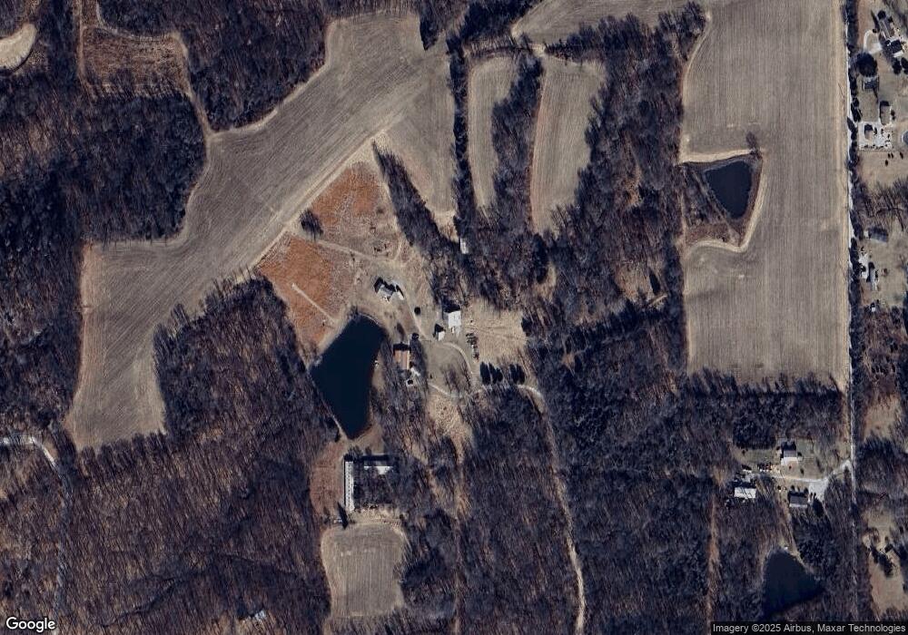 8588 E Green Acres Rd, Columbus, IN 47201 - photo 1