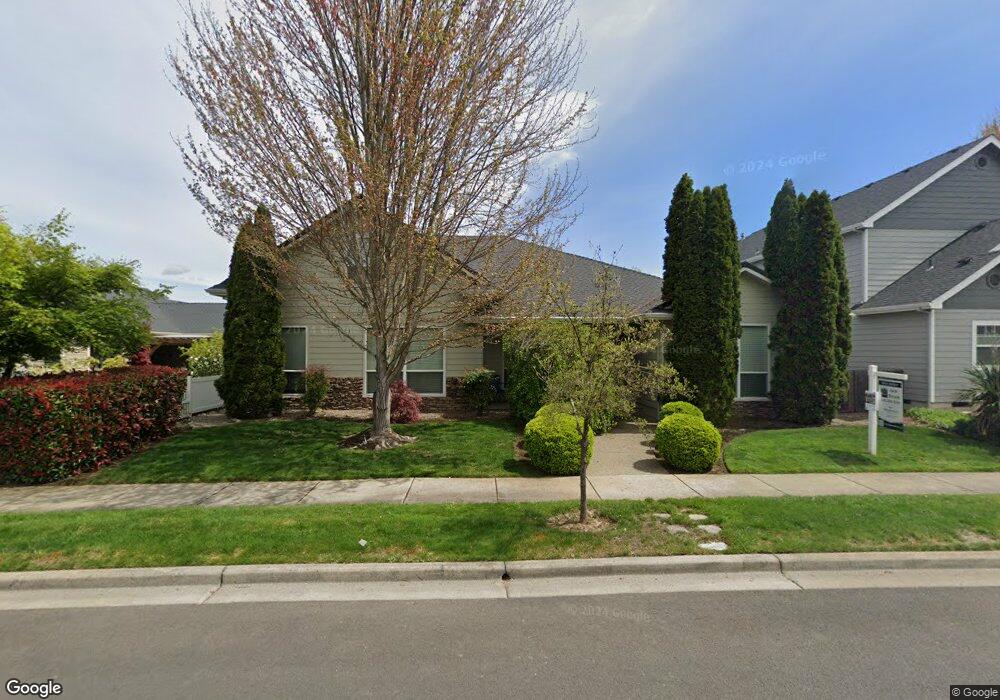 1028 Buck Point St, Central Point, OR 97502 - photo 1