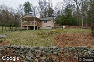 103 Sand Pit Rd, Matamoras, PA 18336