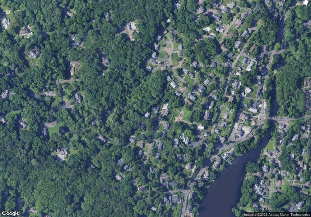 11 Mannetti Ln, Cos Cob, CT 06807 - photo 1