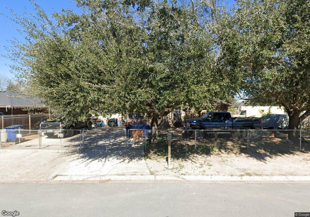 406 Maple St, Donna, TX 78537 - photo 1