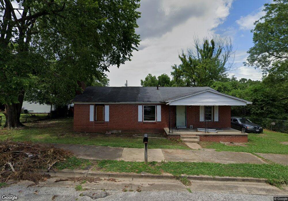 113 Godwin Dr, Jackson, TN 38301 - photo 1