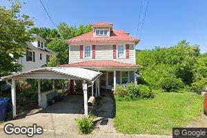 109 North St, Middlebourne, WV 26149