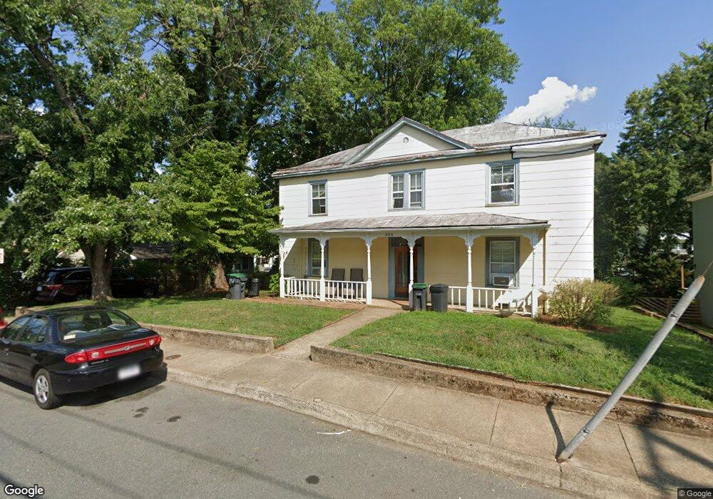 306 7 1/2 St SW, Charlottesville, VA 22903 - photo 1