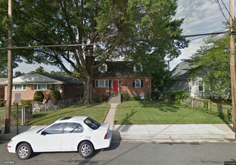 1916 N Edison St, Arlington, VA 22207 - photo 1