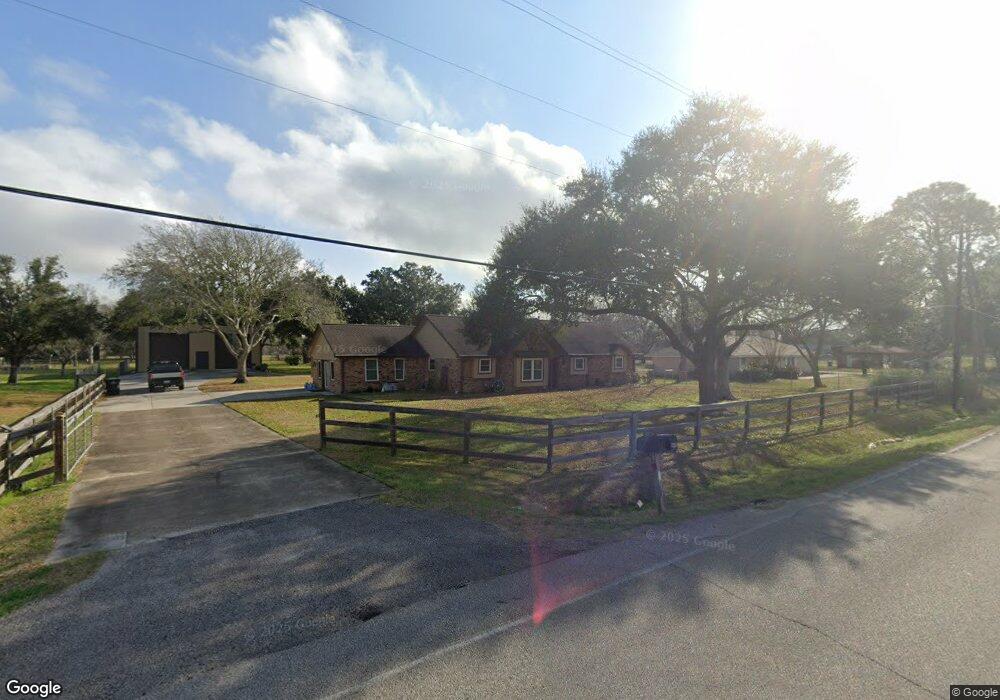 2975 Rowan Burton Rd, Alvin, TX 77511 - photo 1