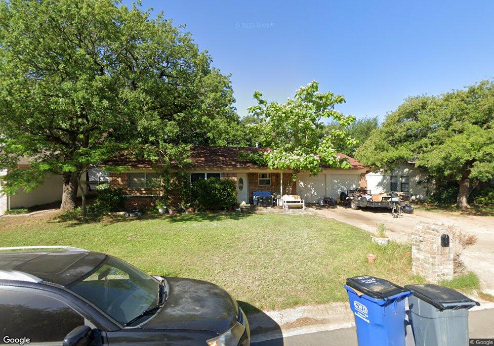 1024 Idlewood Ave, Azle, TX 76020 - photo 1