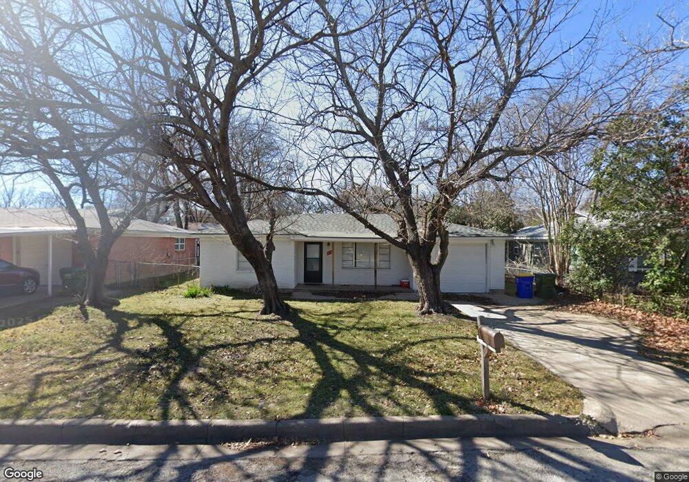 516 Grant Cir, Fort Worth, TX 76108 - photo 1