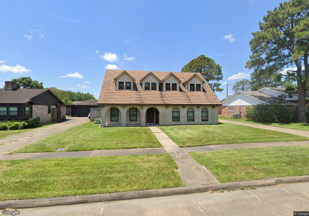 11822 Kirknoll Dr, Houston, TX 77089 - photo 1