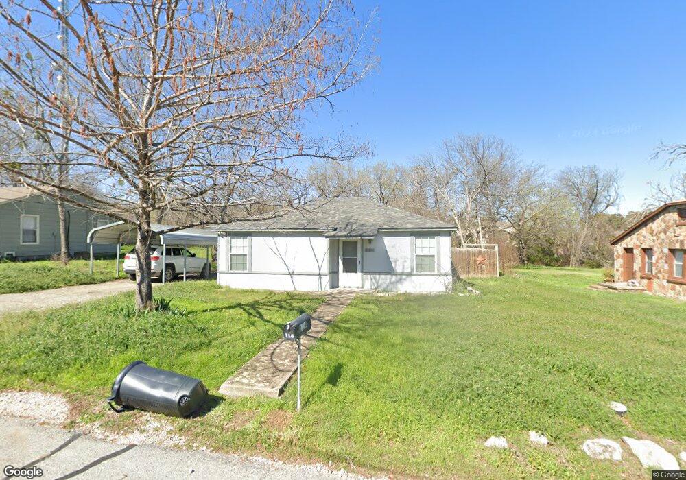 114 Wiggs Ln, Weatherford, TX 76086 - photo 1