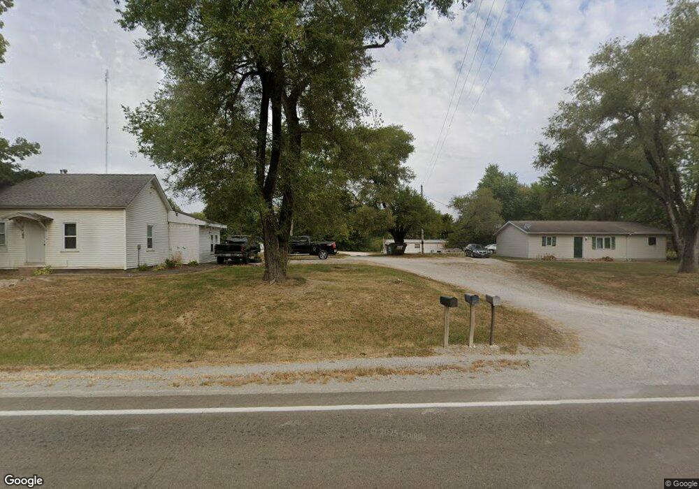 8880 U S 40, Effingham, IL 62401 - photo 1