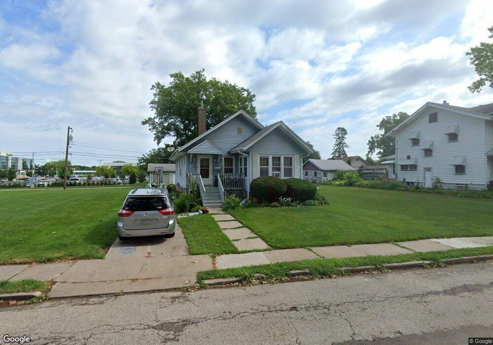 1334 E High St, Davenport, IA 52803 - photo 1