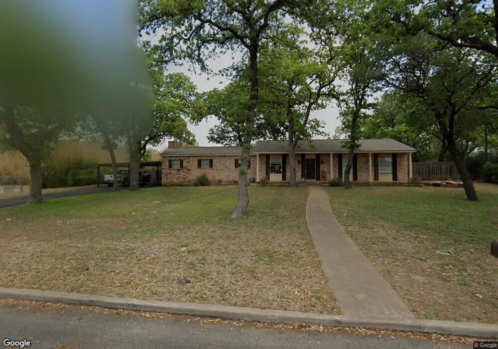112 Ridgewood Dr, Fredericksburg, TX 78624 - photo 1