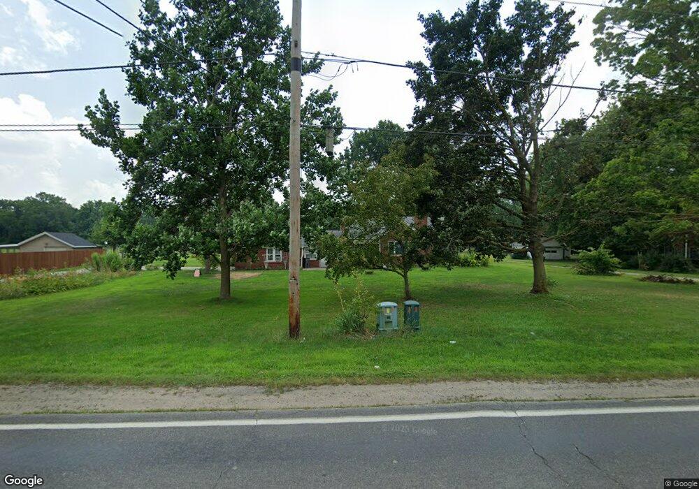 1103 W Mishawaka Rd, Elkhart, IN 46517 - photo 1