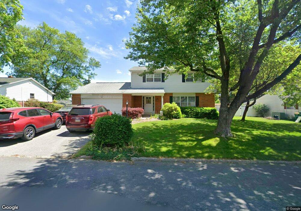 1381 Walnut Ln, Macungie, PA 18062 - photo 1