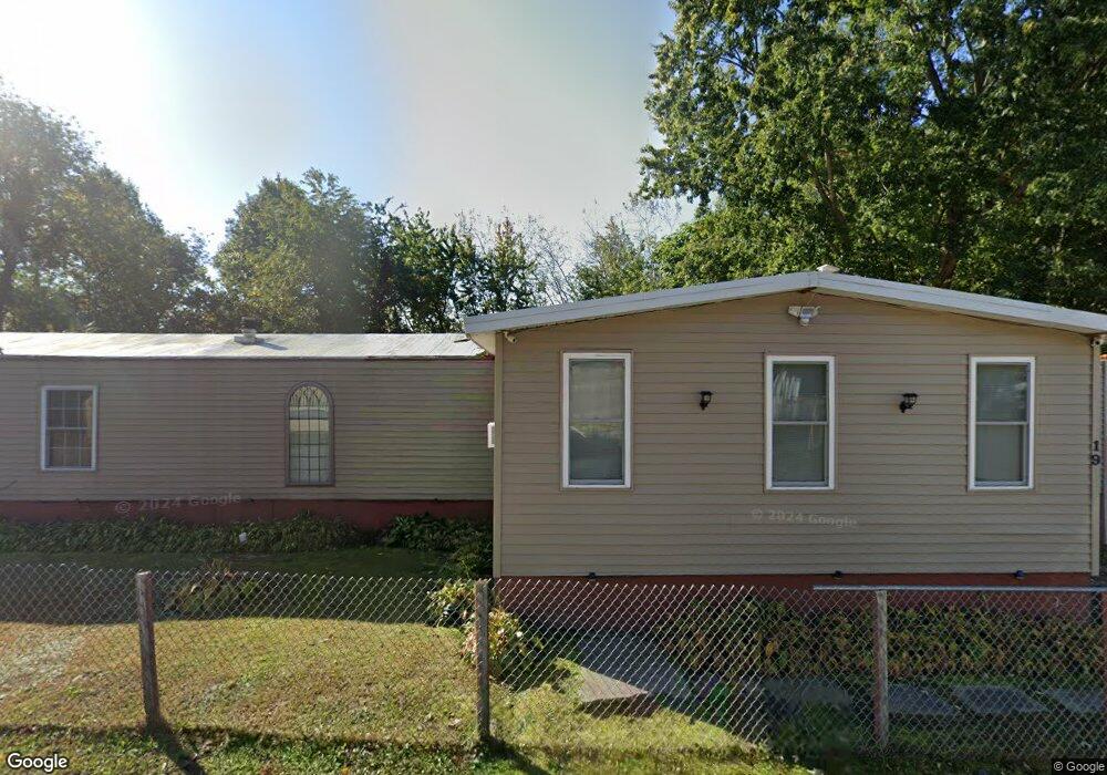 19 Rockledge Terrace, Taylor, PA 18517 - photo 1